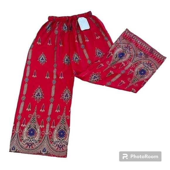 Source Unknown Pants - Nwt lightweight red lounge pants with Indian theme purple green elastic waist S